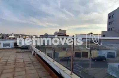 Casa com 4 quartos à venda na Rua Mateus Moreira, Alvorada, Contagem