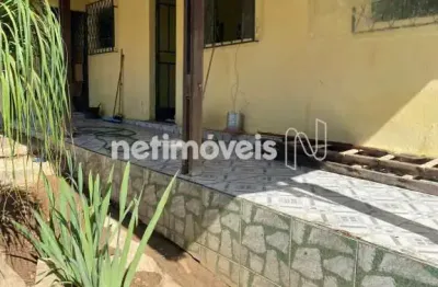 Casa com 2 quartos à venda na Rua Asa Branca, Goiânia, Belo Horizonte