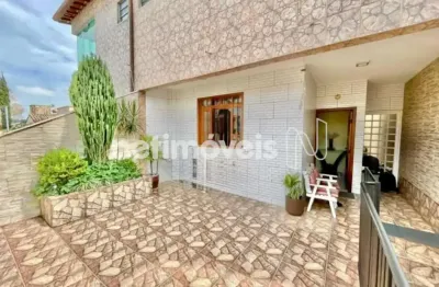 Casa com 4 quartos à venda na Rua Nilton Baldo, Paquetá, Belo Horizonte