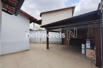 Casa com 4 quartos à venda na Rua Osmar Costa, Heliópolis, Belo Horizonte