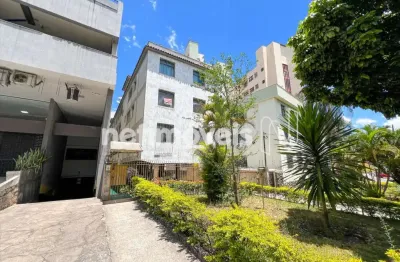 Compre 3 quartos com dce e uma vaga livre sob pilotis na av. josé candido da silveira .