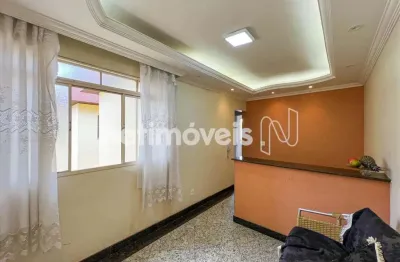 Apartamento com 2 quartos à venda na Rua Descalvado, Renascença, Belo Horizonte