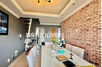 Cobertura 2 quartos no santa amélia – excelente localização e acabamento completo!