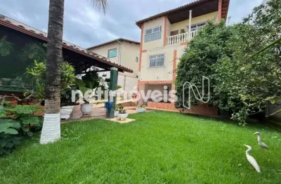 Casa com 4 quartos à venda na Rua Maria Antônia Fragola, Camargos, Belo Horizonte