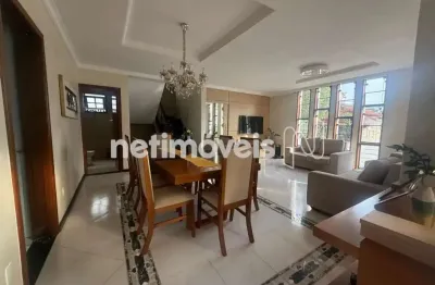 Excelente casa com 4 quartos e 4 banheiros a venda no paqueta.