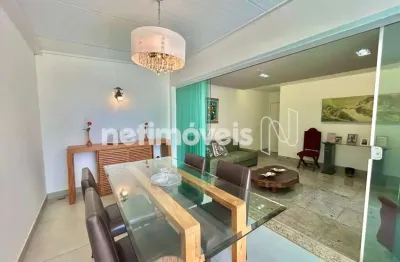 Apartamento com Área Privativa à Venda na Serra Com área privativa une conforto e localização.