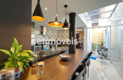 Casa com 6 quartos à venda na Rua Botucatu, Renascença, Belo Horizonte