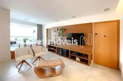 Apartamento super charmoso, em um condimínio completo no buritis, com marcenaria impecável!