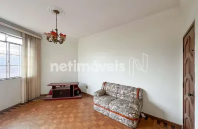 Apartamento amplo com varandas em rua tranquila no caiçara, perto de tudo