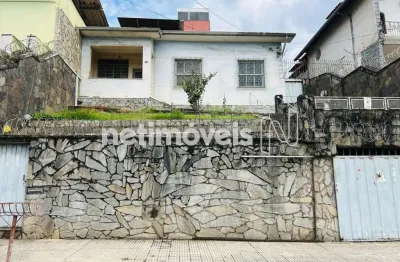 Casa com 4 quartos à venda na Rua Francisco Ovidio, Caiçaras, Belo Horizonte