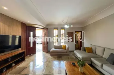 Casa com 4 quartos à venda na Rua Cônego Santana, Cachoeirinha, Belo Horizonte