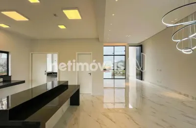 Casa com 4 quartos à venda na Rua H, Gran Royalle, Lagoa Santa