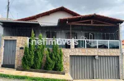 Benefícios: excelente localização do bairro, próximo a toda infraestrutura de comércio.