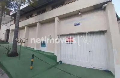 Casa com 5 quartos à venda na Rua Pintor Visconti, Tupi, Belo Horizonte