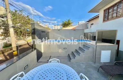 Linda casa à venda no castelo – 204m²; de conforto e lazer privativo!