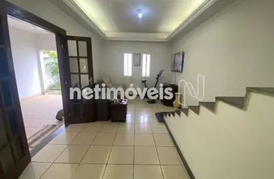 Casa com 3 quartos à venda na Rua Maria Regina de Jesus, Céu Azul, Belo Horizonte
