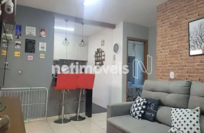 Excelente área privativa bom espaço para fazer sua área gourmet e ser feliz.