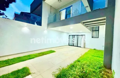 Casa com 3 quartos à venda na Rua Nilton Baldo, Paquetá, Belo Horizonte