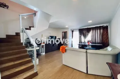 Casa Independente 3 quartos com suíte 02 Vagas Sao joao batista;