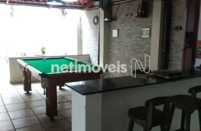 Excelente área privativa no Graça, toda montada, clara e arejada, em ótimalocalização.