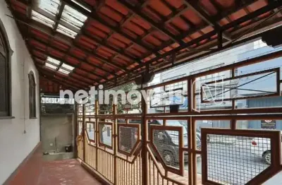 Casa com 3 quartos à venda na Rua Pitangui, São Cristóvão, Belo Horizonte