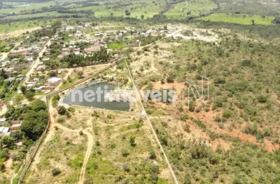 Terreno com Poço Artesiano e Lago – Forte Vocação Comercial em Curvelo