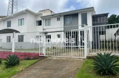 Casa geminada com área privativa à Venda – Residencial Serra Dourada III