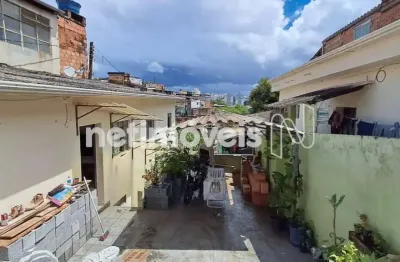 Casa com 2 quartos à venda na Rua Vereador Sócrates Alves Pereira, Carlos Prates, Belo Horizonte