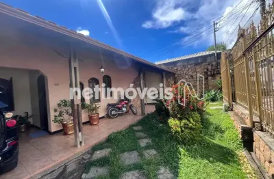 Casa com 4 quartos à venda na Rua José Flávio Rodrigues, Tirol, Belo Horizonte