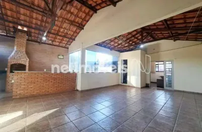 Casa com 3 quartos à venda na Rua Grafita, Carajás, Contagem