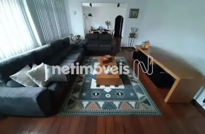 Cobertura, de aproximadamente 255,00 m²;, 04 quartos, 03 vagas, no Luxemburgo.