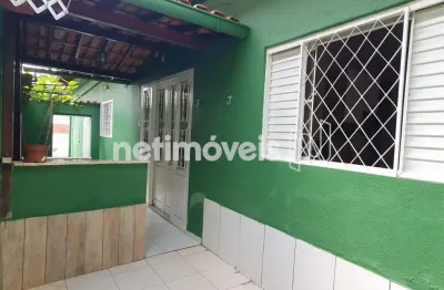 Casa 3 Quartos no Bonfim: Espaço, Conforto e Versatilidade com Anexo Independente