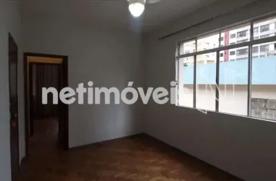 Apartamento em ótima localização na Serra!Próximo ao EPA, Correio, Padaria e Colégio Seb Sagrado