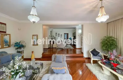 Casa de 04 quartos no Padre Eustáquio construída em lote de 1000 m²;!!!