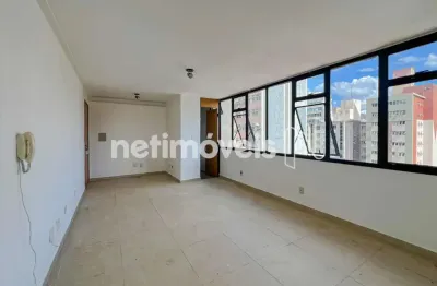 Sala comercial com 1 sala para alugar na Rua Piauí, Santa Efigênia, Belo Horizonte