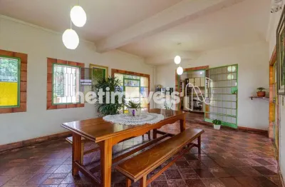 Casa comercial com 3 salas para alugar na Avenida Miguel Perrela, Castelo, Belo Horizonte