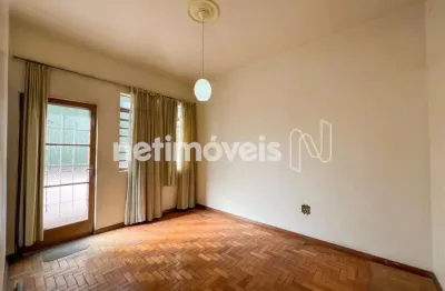 Casa comercial com 1 sala para alugar na Avenida do Contorno, Santa Efigênia, Belo Horizonte