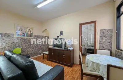 Apartamento com 2 quartos para alugar na Rua Diamantina, Lagoinha, Belo Horizonte