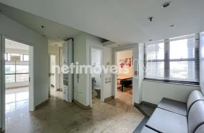 Sala comercial para alugar na Rua Domingos Vieira, Santa Efigênia, Belo Horizonte