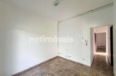Casa com 4 quartos para alugar na Rua Tamboril, Concórdia, Belo Horizonte