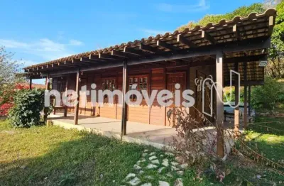 Casa em condomínio fechado em nova lima &ndash; estilo chalé com lazer e natureza