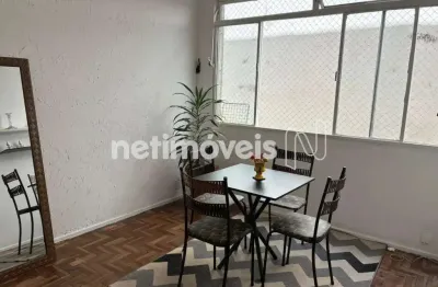 Alugue! 3 quartos com dce e uma vaga livre sob pilotis na  av. josé candido da silveira .