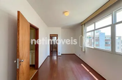 Apartamento 2 quartos no santo antônio, com o 3&ordm; quarto reversível.