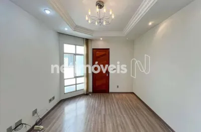 Apartamento de 02 quartos, com área de 42,79 m²;, 01 vaga, no carlos prates.