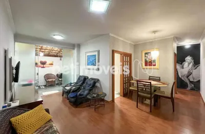 Apartamento 2 quartos mobiliado com área privativa no castelo
