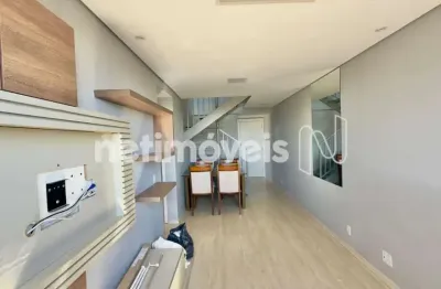 Cobertura maravilhosa com acabamentos diferenciados e fácil acesso