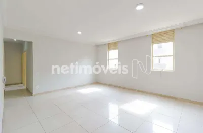 Apartamento com 3 quartos para alugar na Rua Barão de Saramenha, Santa Tereza, Belo Horizonte