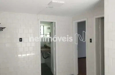 Kitnet 2 quartos para alugar no carmo localização privilegiada