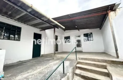 Casa com 3 quartos para alugar na Rua Gama Cerqueira, Jardim América, Belo Horizonte