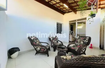 Apartamento com 3 quartos para alugar na Rua José Aguilar Filho, São João Batista, Belo Horizonte